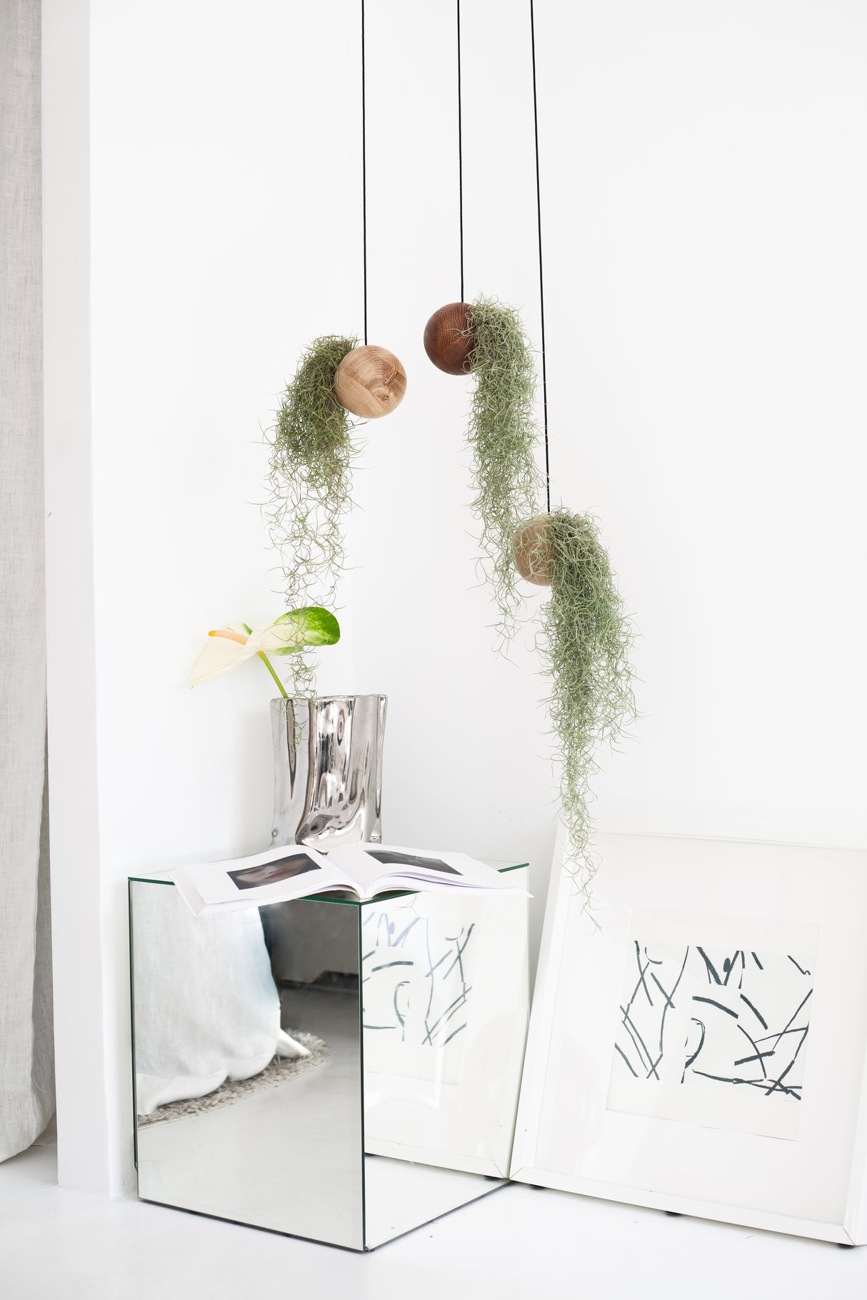 Hanging Sphere - Light Oak